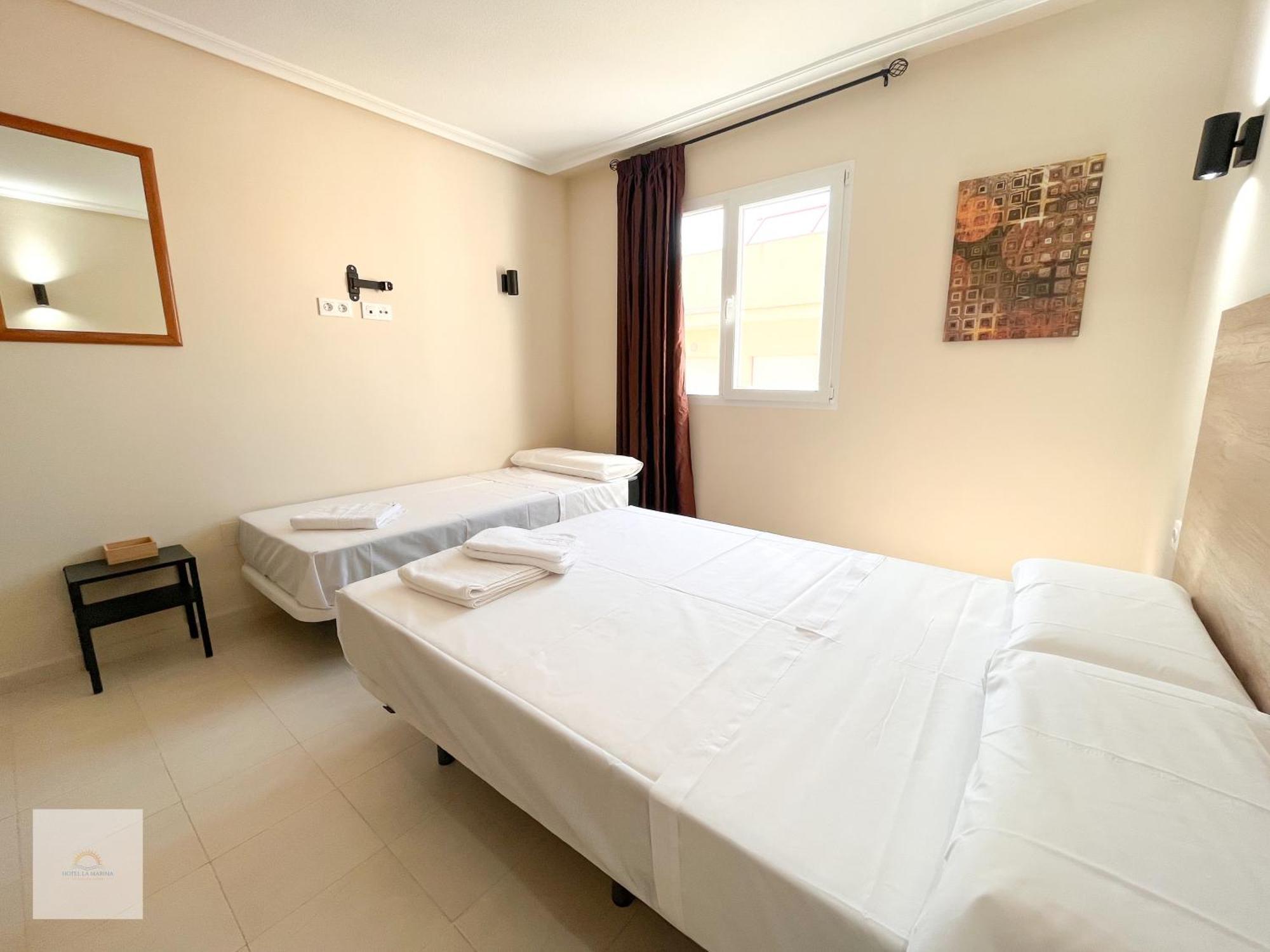 Hotel La Marina Elche Exterior photo