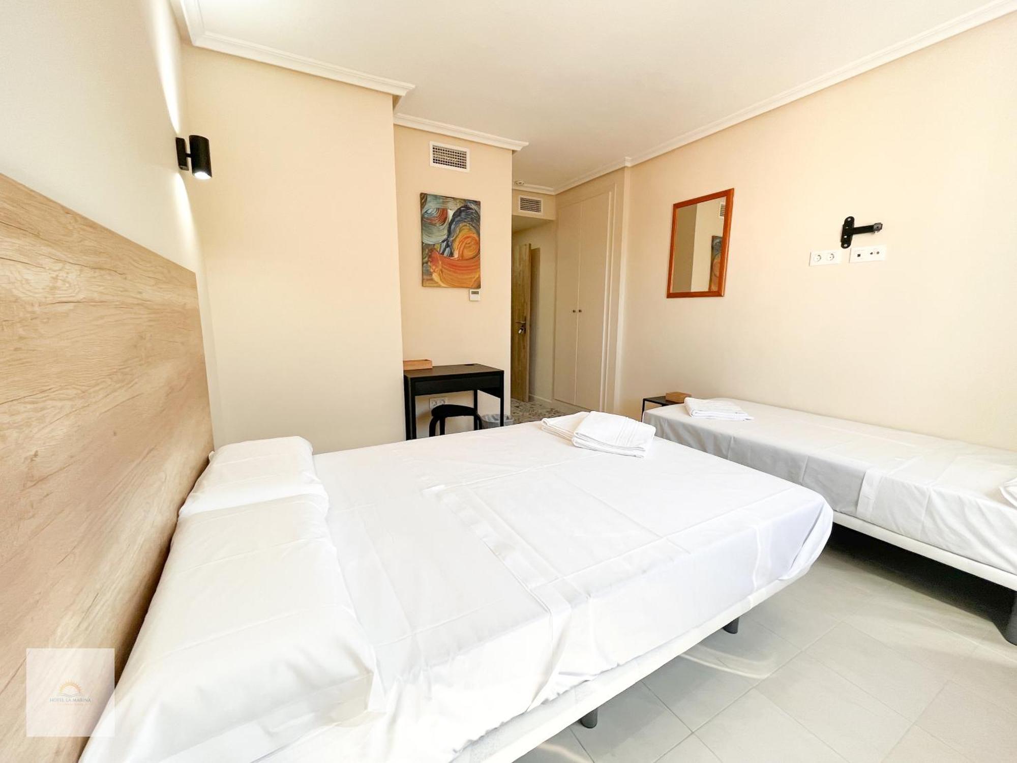 Hotel La Marina Elche Exterior photo